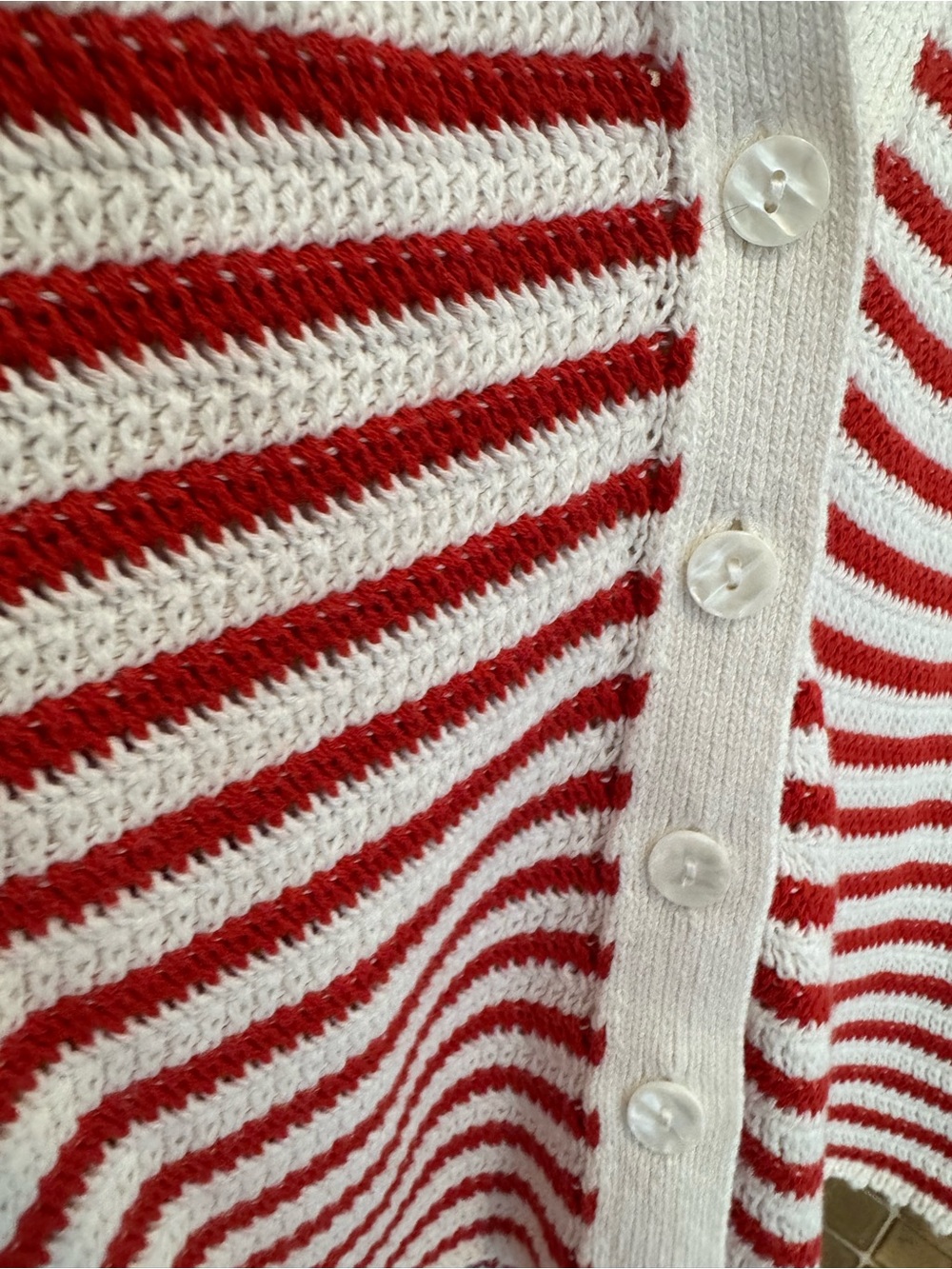 Abercrombie & Fitch Red and White Striped Short-Sleeve Polo Cardigan - Picture 2 of 3